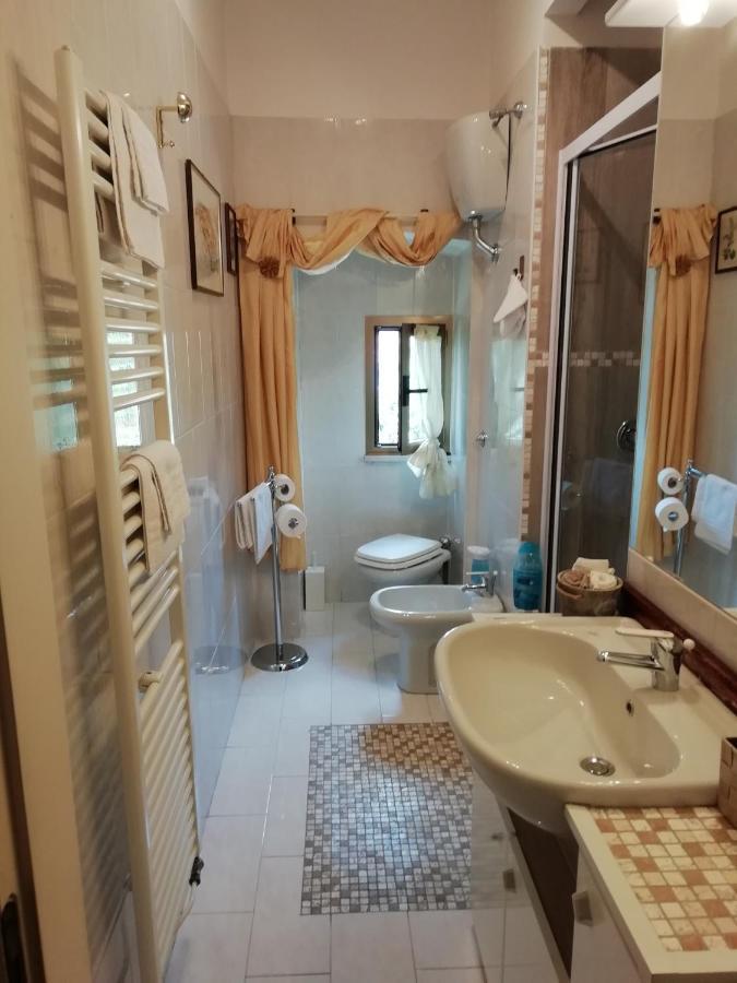Le Pinelle Bed & Breakfast Terni Luaran gambar