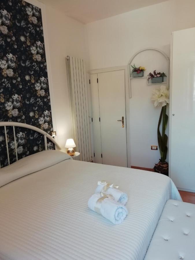 Le Pinelle Bed & Breakfast Terni Luaran gambar