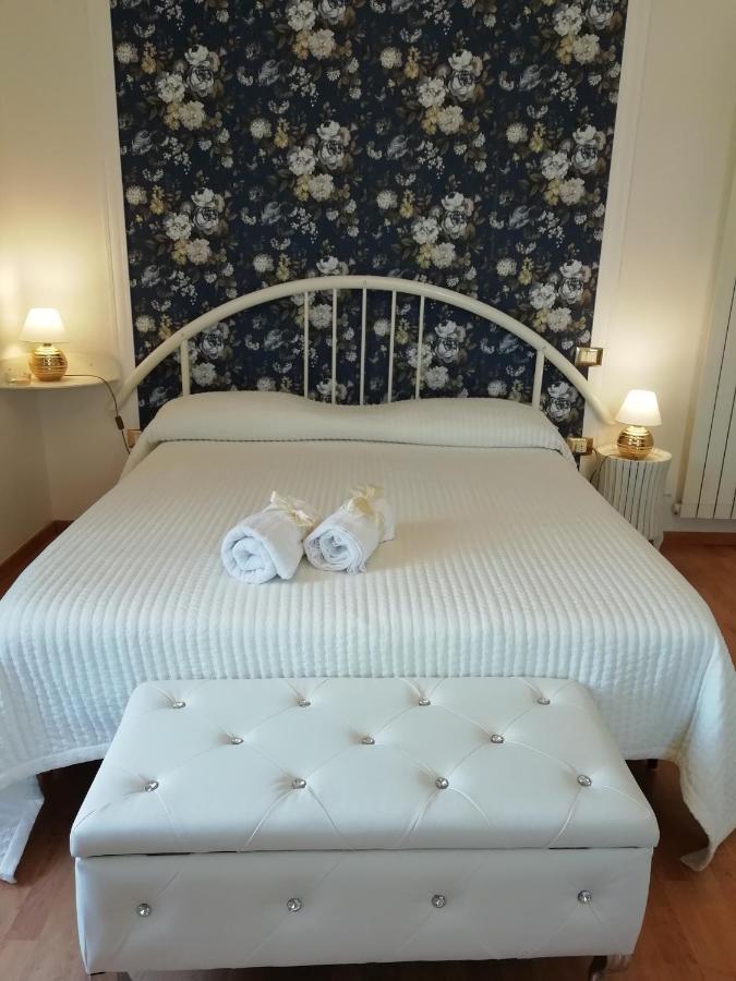 Le Pinelle Bed & Breakfast Terni Luaran gambar