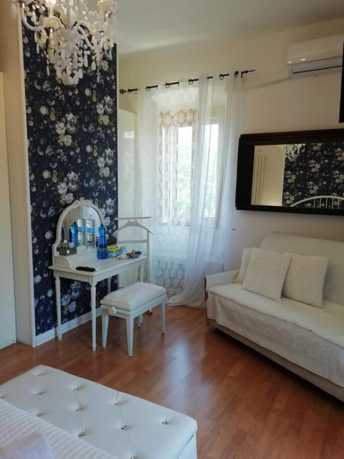 Le Pinelle Bed & Breakfast Terni Luaran gambar
